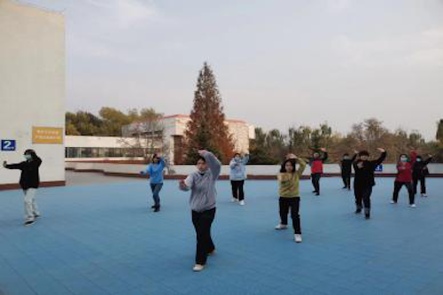 582c0ff1e6bf4117a7fc98ffa2cf0b61.png 640-4.png