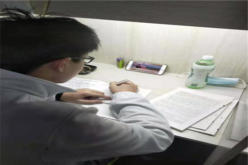 50bb5a0db7c24f258cfd37bb8645bb4c.jpg TW07.jpg