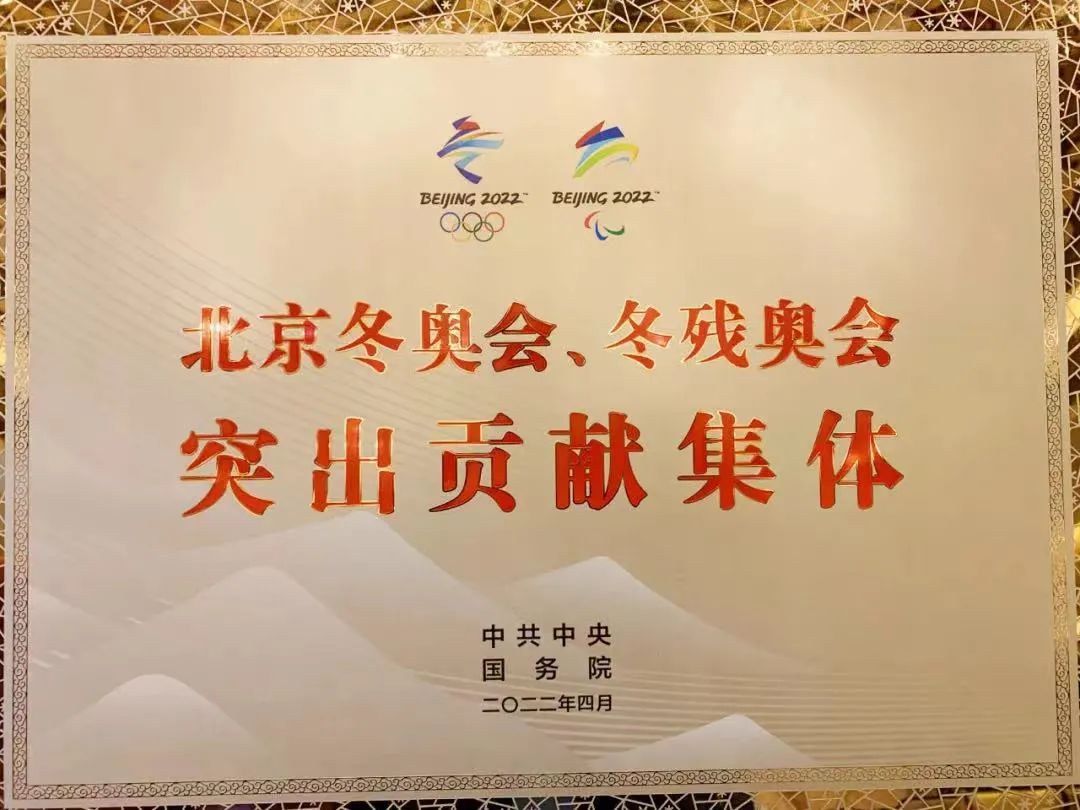 8b1109bbd3f34ead8c63a987f6eb0fe0.jpg 8b1109bbd3f34ead8c63a987f6eb0fe0.jpg