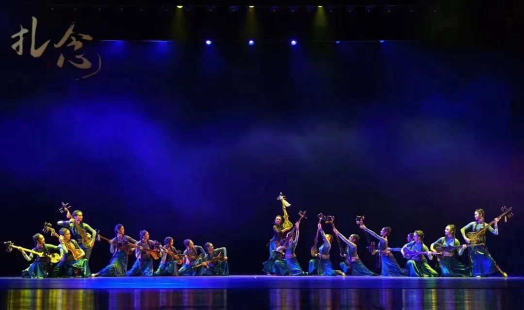 f15590b1bf8f44a5827c5cfe890ab65e.jpg f15590b1bf8f44a5827c5cfe890ab65e.jpg