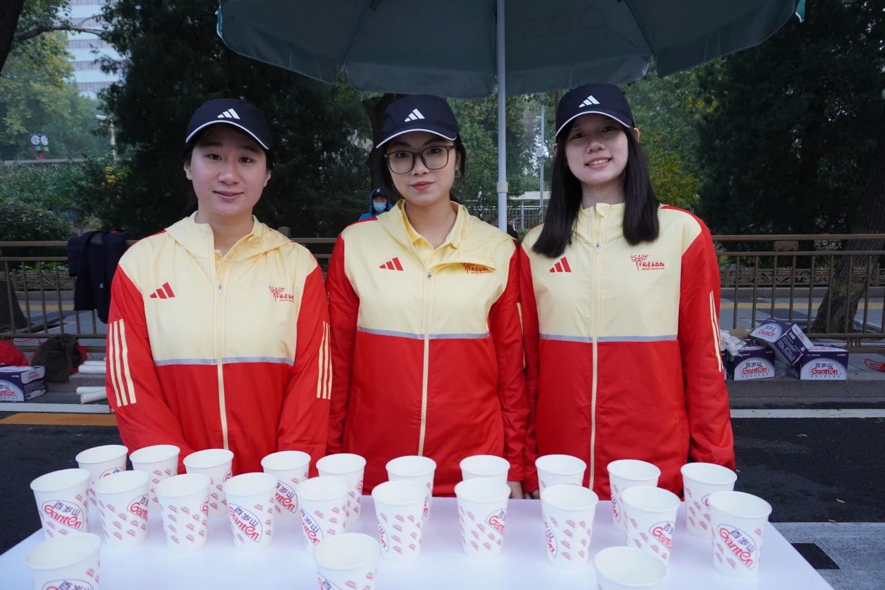 1f4f1e79f4f9481eb57b568af993e8b8.jpg 1f4f1e79f4f9481eb57b568af993e8b8.jpg