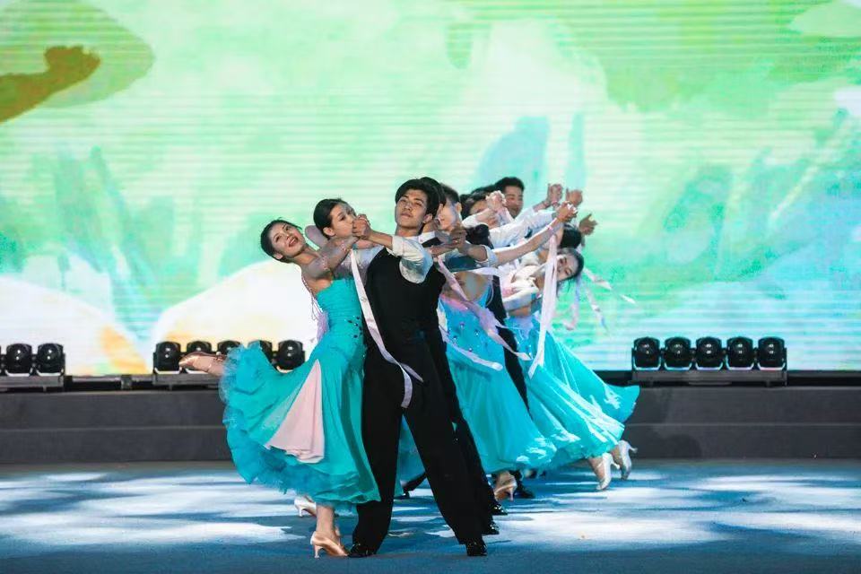 46d208a38fe042ef8eae9833cc962e9b.jpg 46d208a38fe042ef8eae9833cc962e9b.jpg